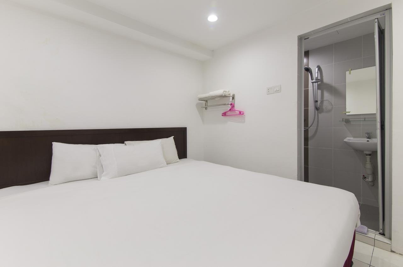 Charlies Boutique Hotel จอร์จทาวน์ ภายนอก รูปภาพ