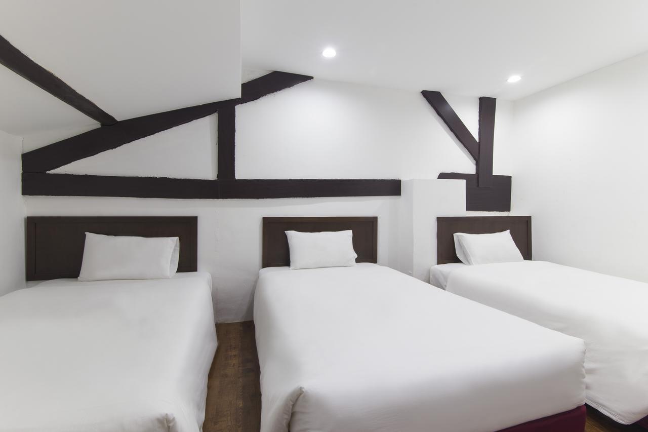 Charlies Boutique Hotel จอร์จทาวน์ ภายนอก รูปภาพ